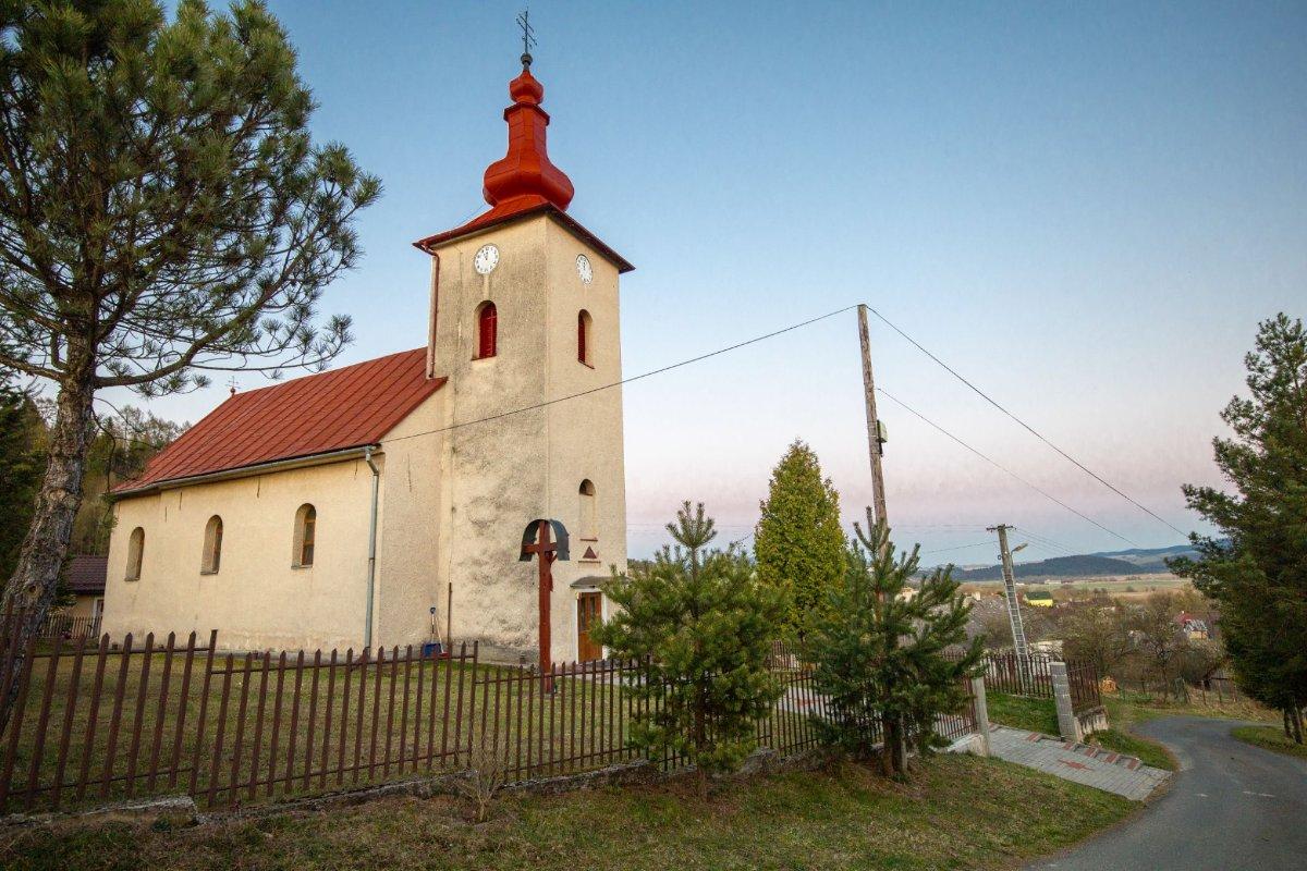 Hajtovka - Chrám Narodenia Presvätej Bohorodičky