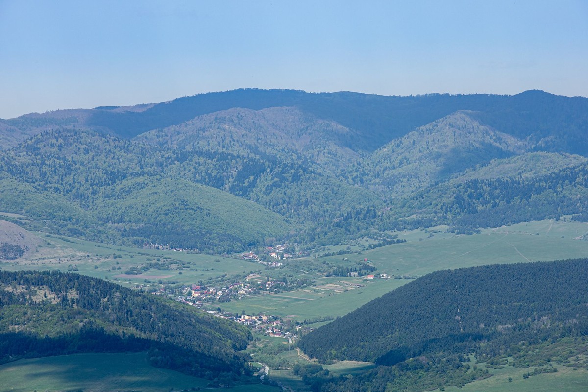 Vrch -vyhliadka Marduňa - výhľad na Minčol